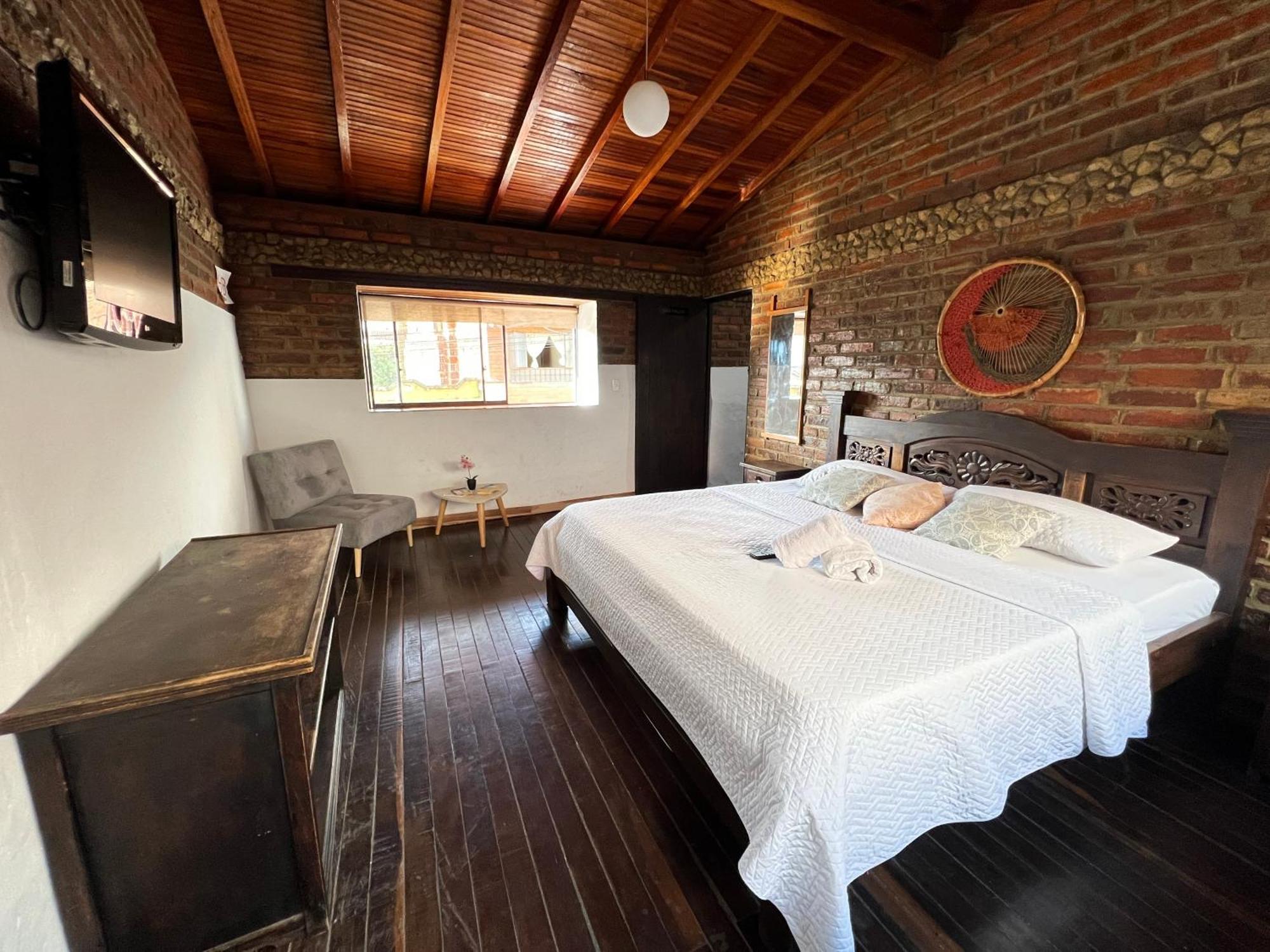 Real Dream Hostel San Gil Bagian luar foto