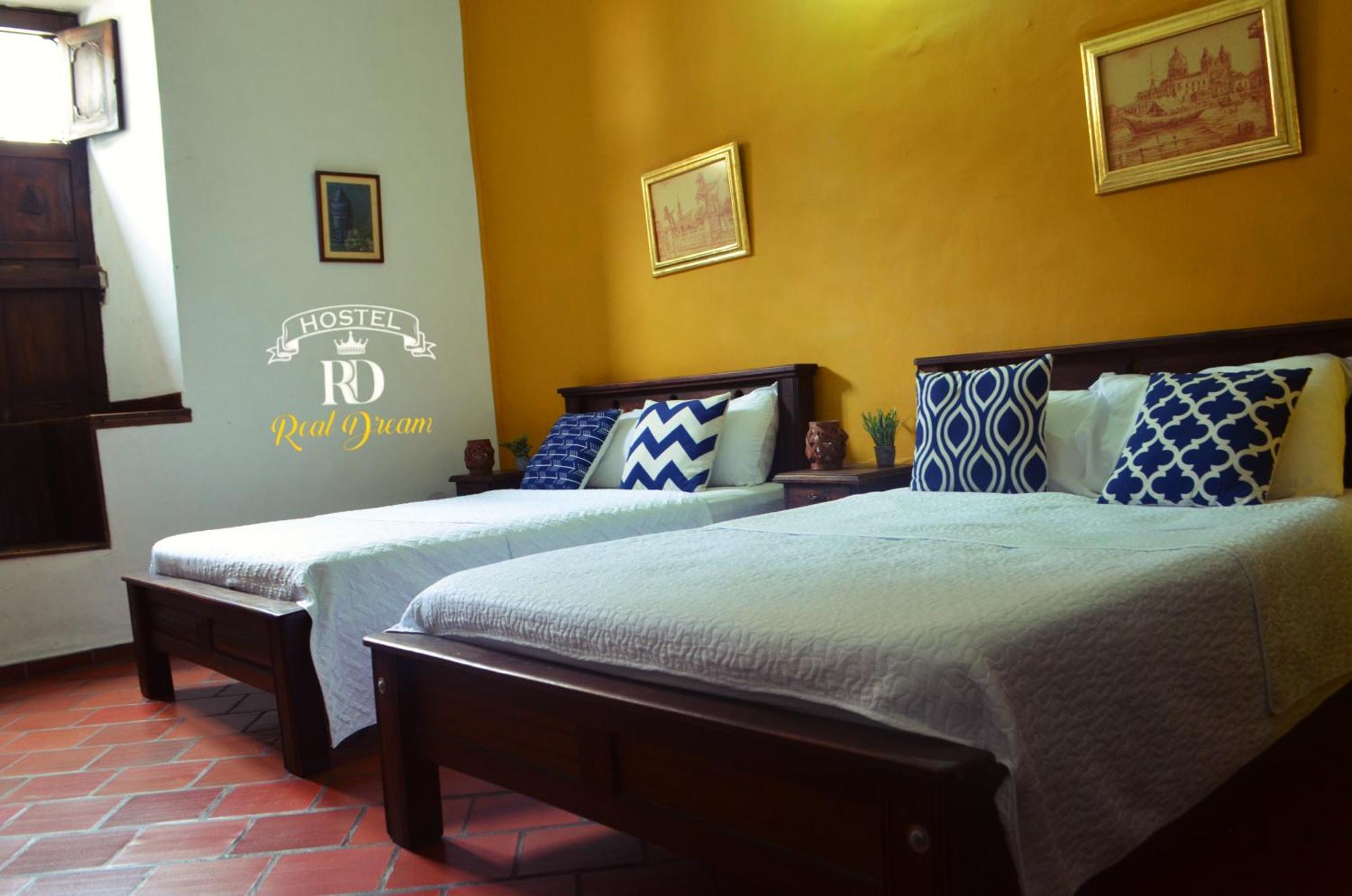 Real Dream Hostel San Gil Bagian luar foto