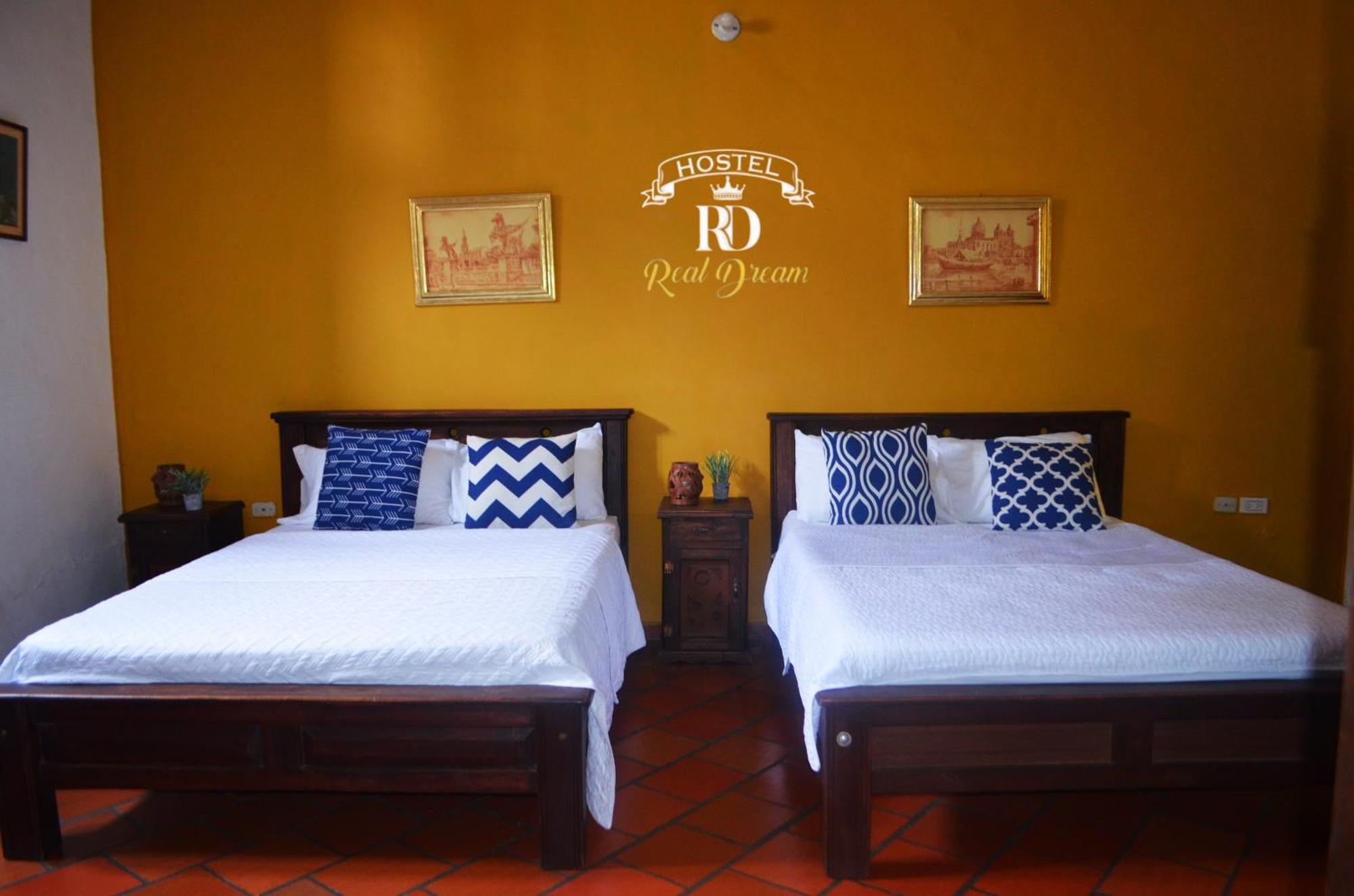 Real Dream Hostel San Gil Bagian luar foto